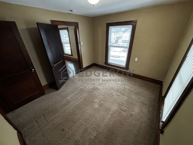 Building Photo - 1243 Crosby St NW