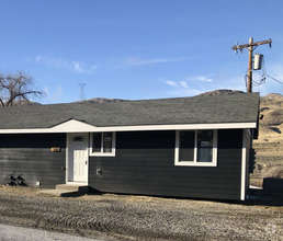 Building Photo - Grand Coulee Apartments