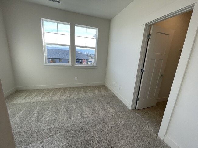Building Photo - Beautiful 4 Bedroom, 3.5 Bathroom Home in Prescott Ranch!