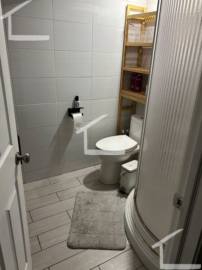 Building Photo - GARDEN LEVEL RENOVATED 2 BED IN ALLSTON!!!