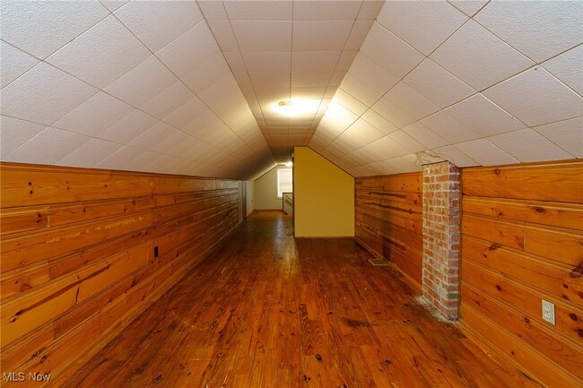 Building Photo - 4880 Anderson Rd