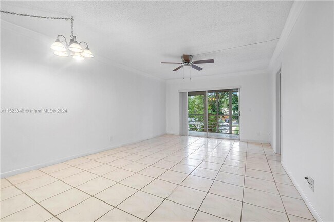 Building Photo - 1638 Embassy Dr