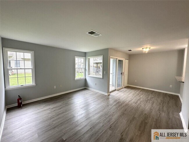 Building Photo - 610 Edpas Rd