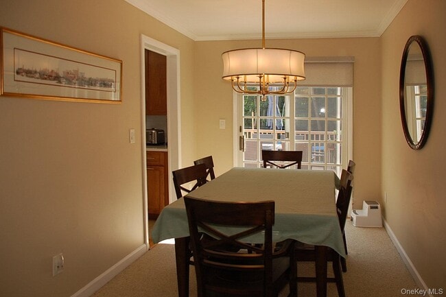 Building Photo - 18 Coralyn Ave