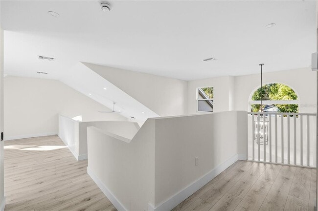 Building Photo - 1801 Laurence Ct