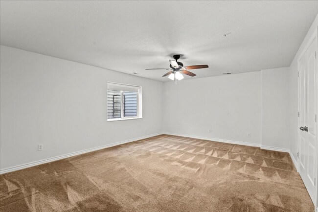 Building Photo - 1676 S Mountain Vw Cir
