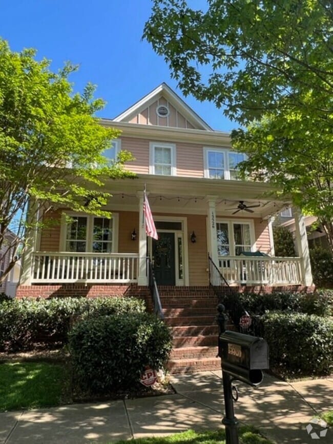 Building Photo - Upscale Home In Prime Huntersville Monteit...