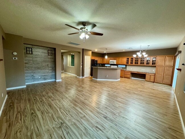 Building Photo - 9577 Fetlock Way