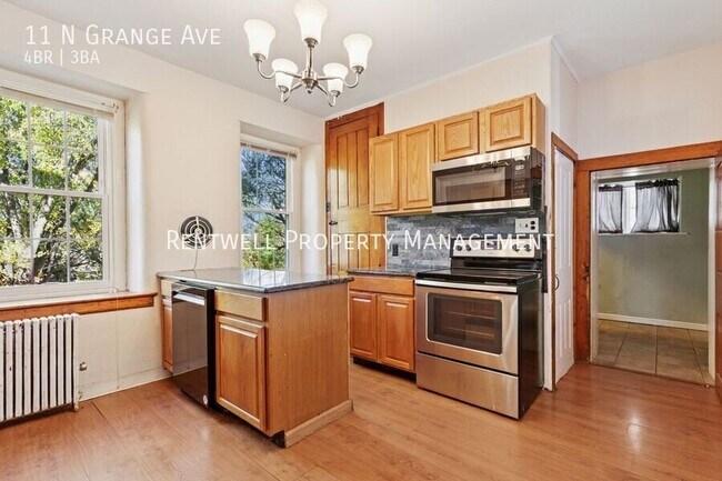 Building Photo - 11 N Grange Ave