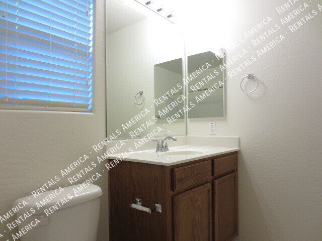 Building Photo - 2417 N 73rd Dr