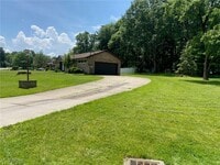 Building Photo - 8260 Overlook Ave