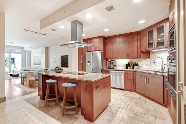 Building Photo - Wilshire Victoria Westwood Apartments