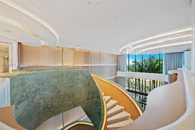 Building Photo - 900 N Ocean Blvd