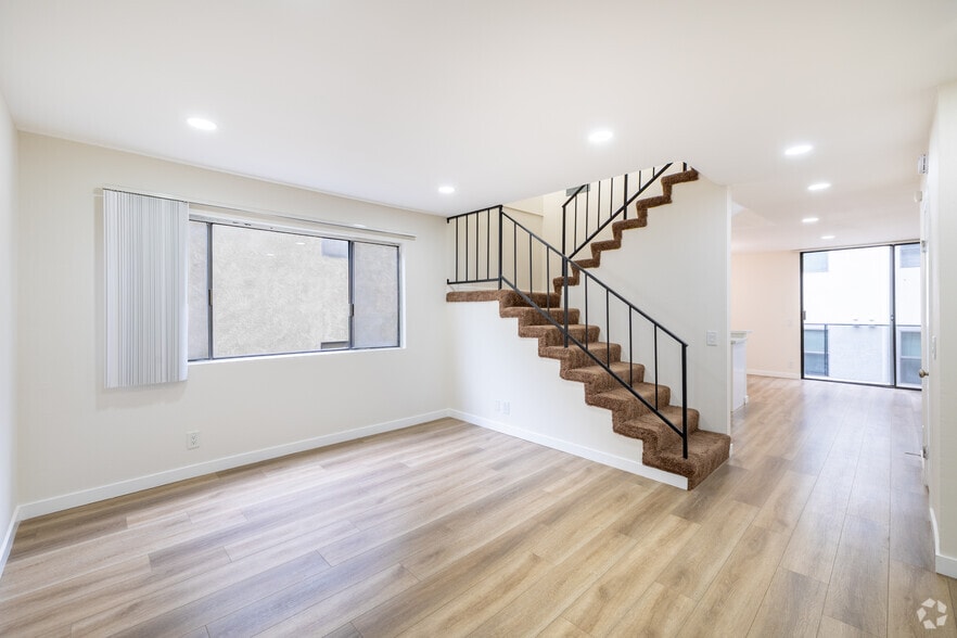 2BR, 1.5BA - 1,600SF - Living Room - Las Casitas Apartments