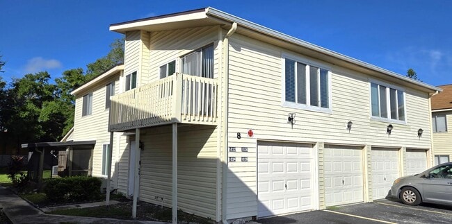 Building Photo - 1024 Spring Meadow Dr