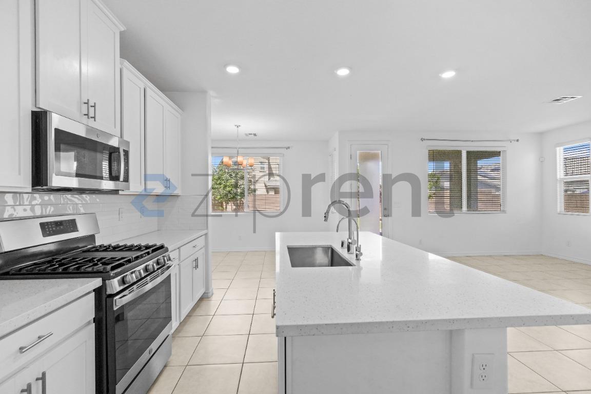 Building Photo - 7137 Red Gulch St