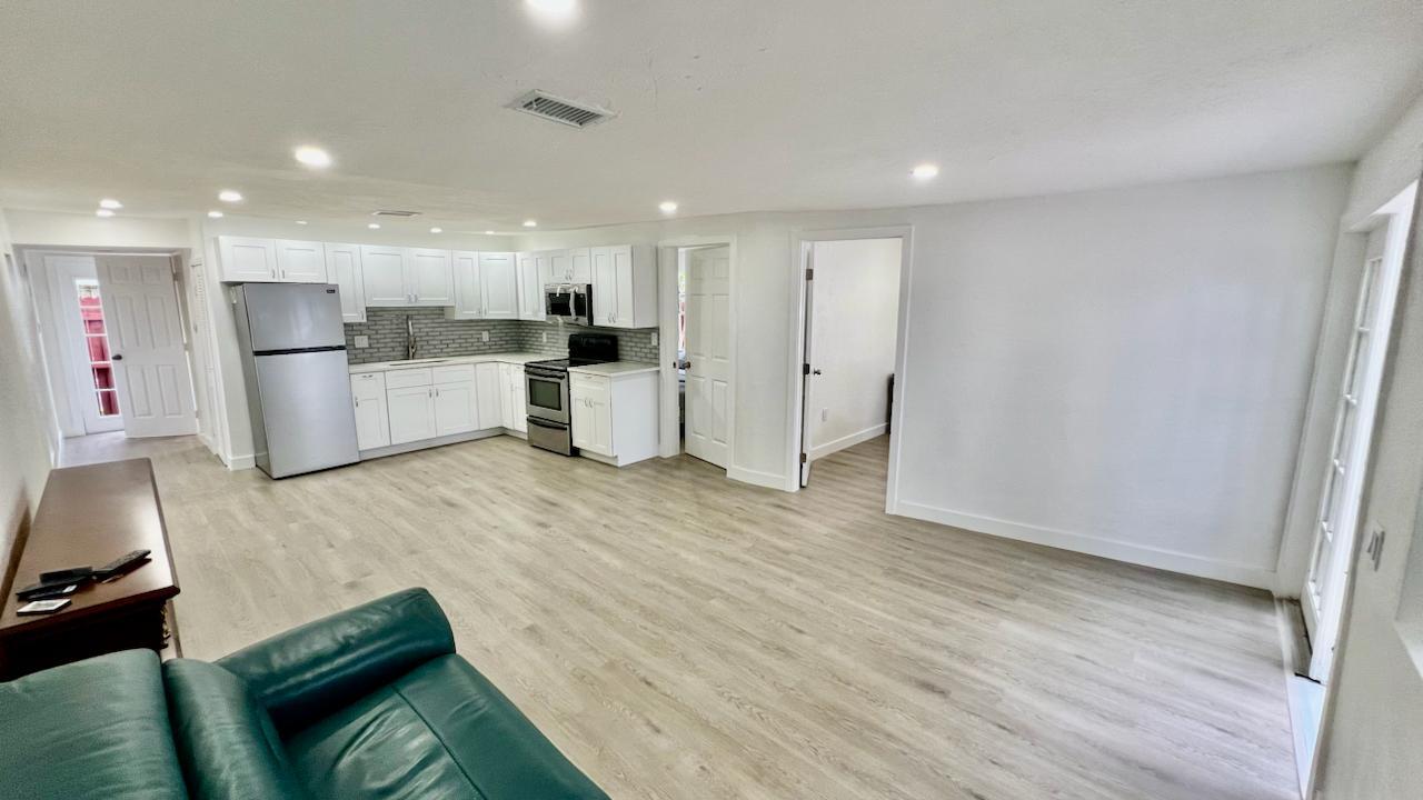 Building Photo - 48 SW 14th St