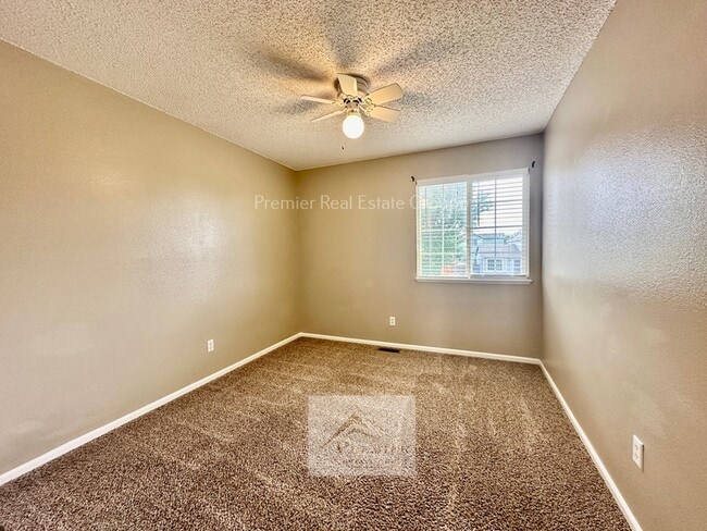 Building Photo - 4394 Gunbarrel Dr