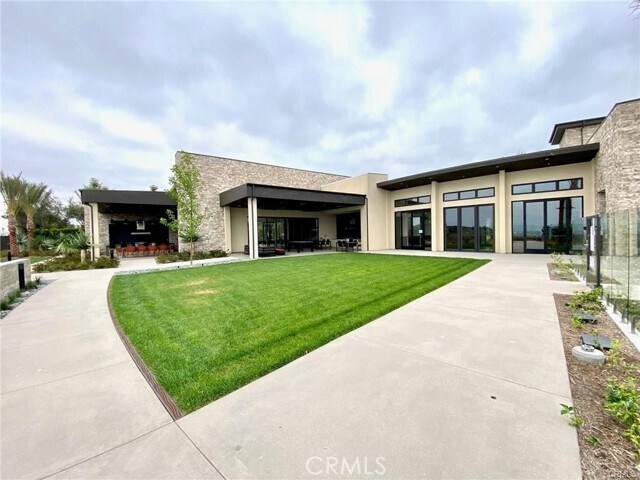 Building Photo - 233 Denali