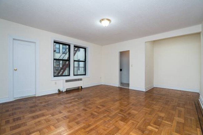 Primary Photo - 446 Commonwealth Avenue