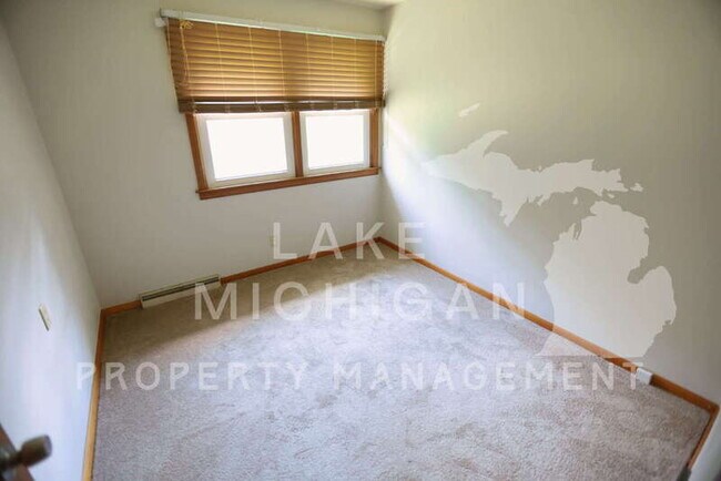 Building Photo - 3108 Ottogan St