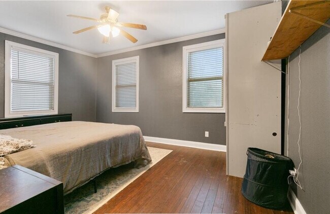 Building Photo - 3350 Jena St