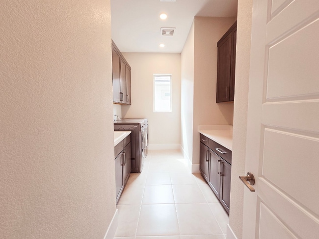 Building Photo - 5103 Slatestone St