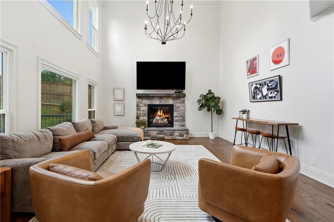 Building Photo - 4221 Willow Oak Dr