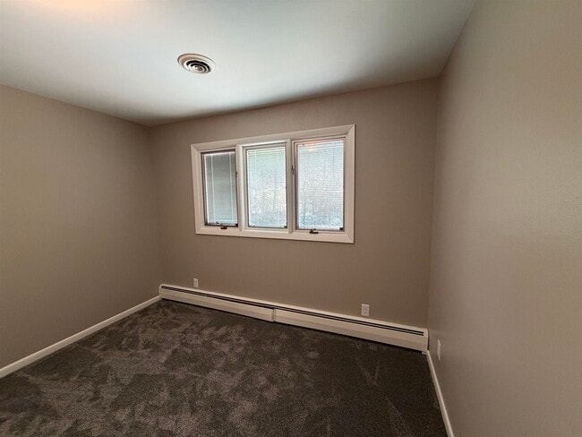 Building Photo - 1308 Shirley St