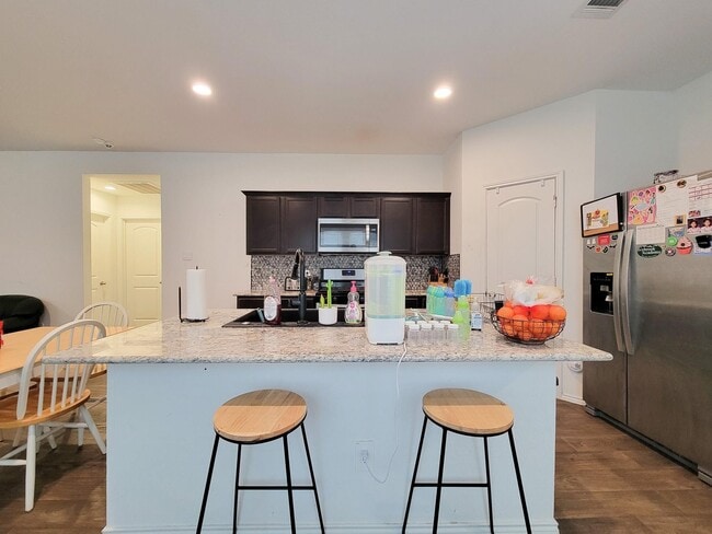 Building Photo - 14741 Hazel Br Dr