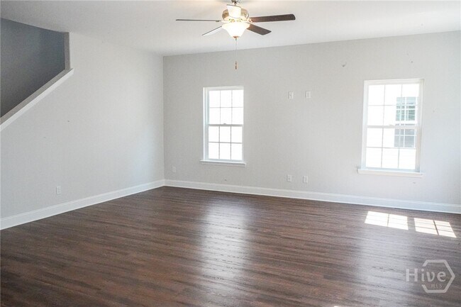Building Photo - 33 Sago Palm Wy