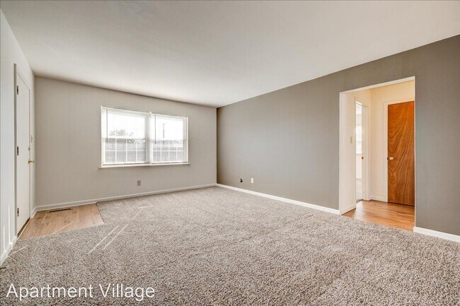 Building Photo - 2 br, 1 bath House - 2910 Ravenswood Dr