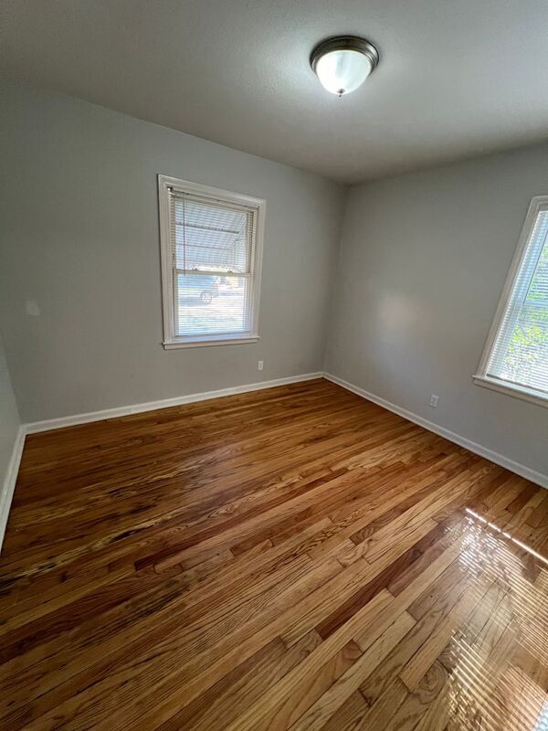 Building Photo - 6008 S Benton Ave