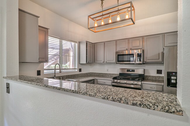 Building Photo - 5250 S Rainbow Blvd