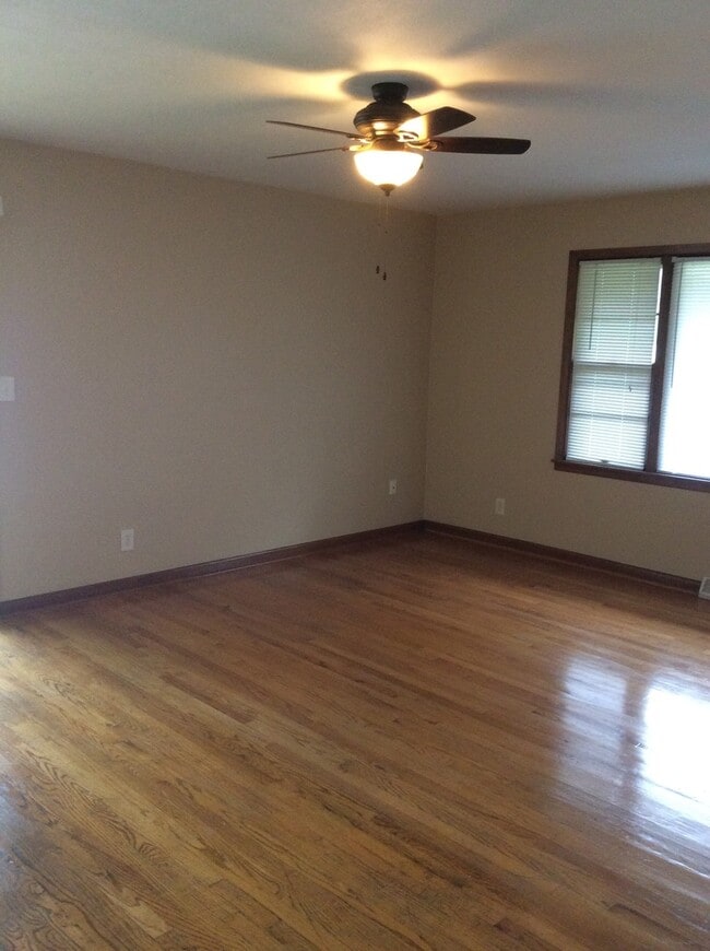Building Photo - 269 Flintridge Dr