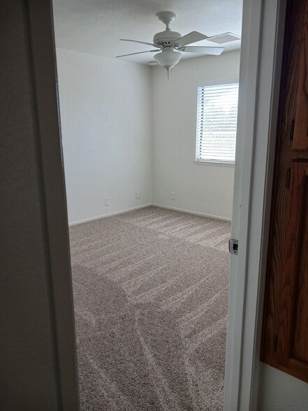 Bedroom 1 (brand new carpet) - 437 S Sunset St