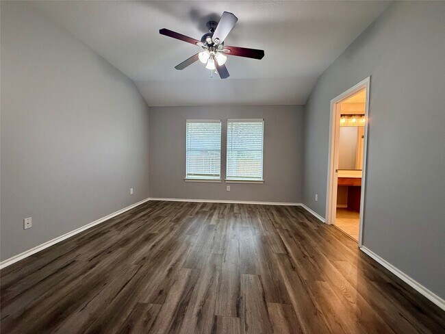 Building Photo - 6733 Hidden Colony Ln