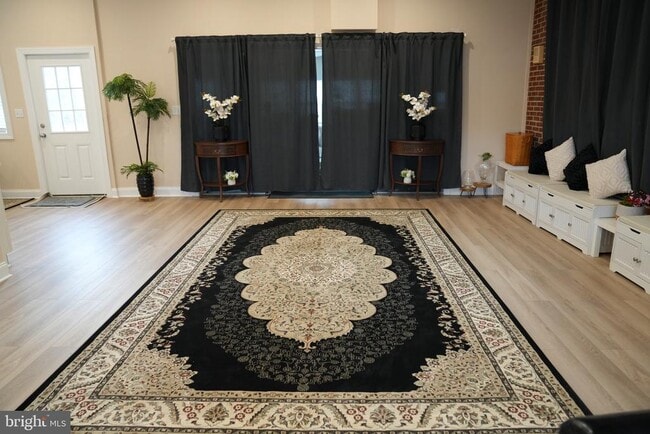 Building Photo - 19923 Smith Cir