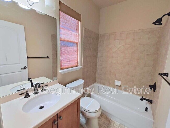 Building Photo - 8742 Stony Creek Dr