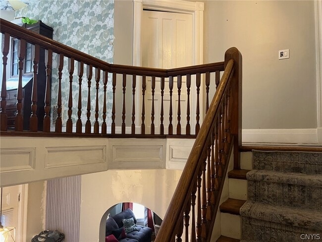 Building Photo - 110 Clinton Pl