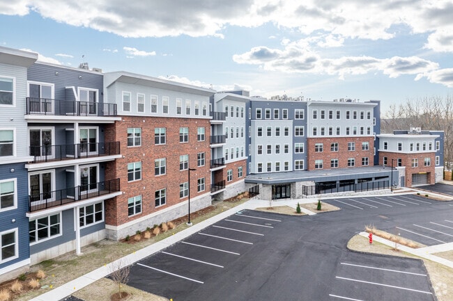 Building Photo - Mill Street Heights