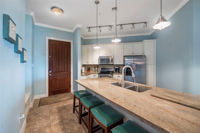 Building Photo - 17040 W Farm To Market 1097