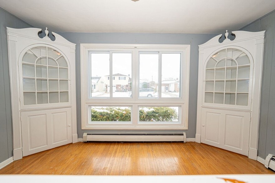 Building Photo - 24 Honduras Ln