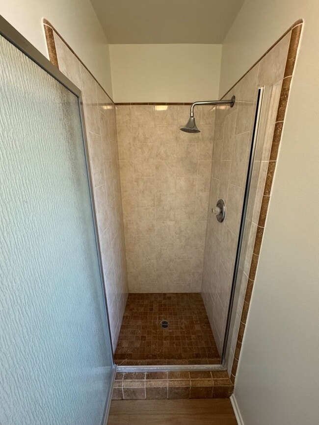 Building Photo - East Ventura Home- Spacious Backyard!