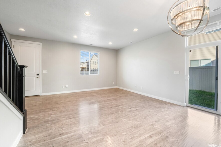 living room - 929 W Stonehaven Dr
