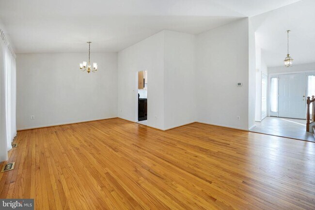 Building Photo - 8702 Arley Dr