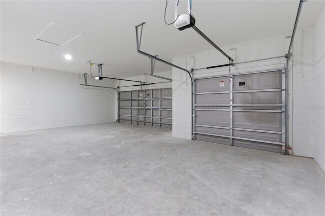Building Photo - 4826 SW 131st Pl