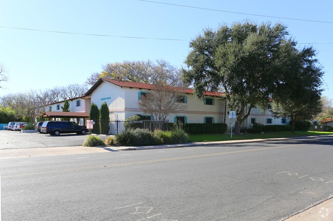 Primary Photo - Mission South Apartments