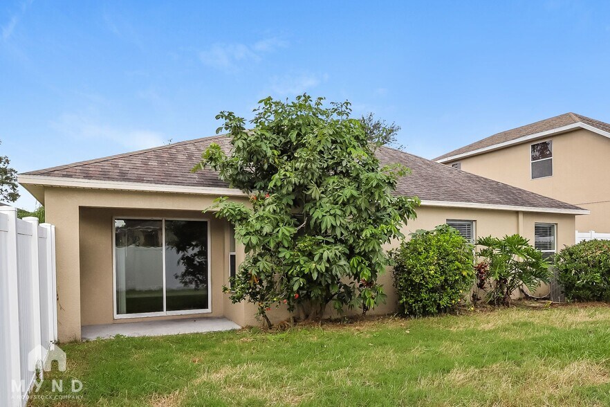 Building Photo - 12526 Cricklewood Dr