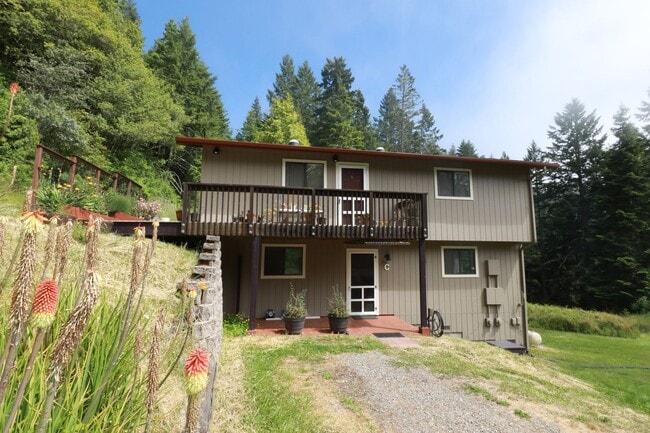 Building Photo - 8803 Fickle Hill Rd
